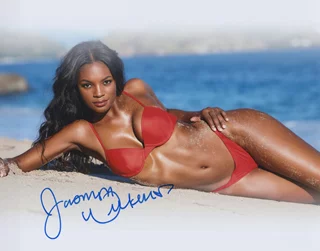 Jasmyn Wilkins autograph
