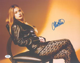 Christina Applegate autograph