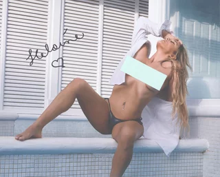 Heloine Moreno autograph