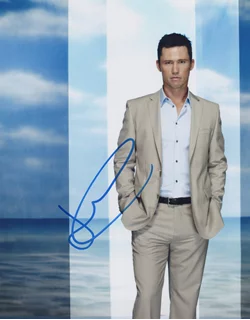 Jeffrey Donovan autograph
