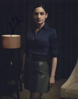 Archie  Panjabi autograph