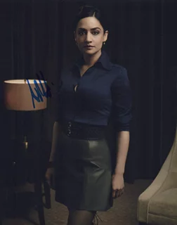 Archie  Panjabi autograph