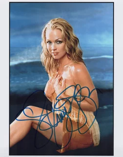Jennie Garth autograph