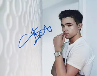Jesse McCartney autograph