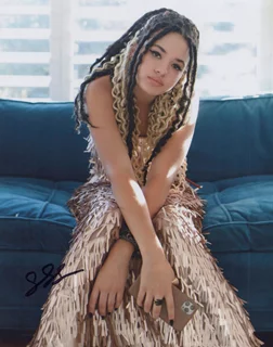 Scarlet Spencer autograph