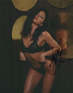 Hannah Stein autograph