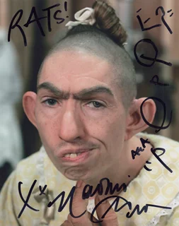 Naomi Grossman autograph