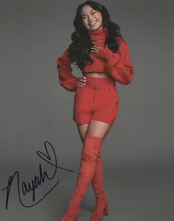 Nayah Damasen autograph