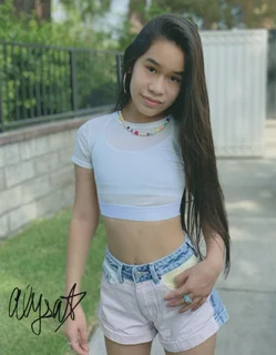 Alyssa Gutierrez-Sierra autograph