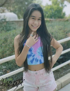 Alyssa Gutierrez-Sierra autograph