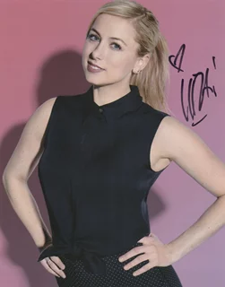 Iliza Shlesinger autograph