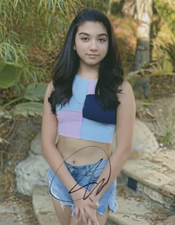 Julia Garcia autograph