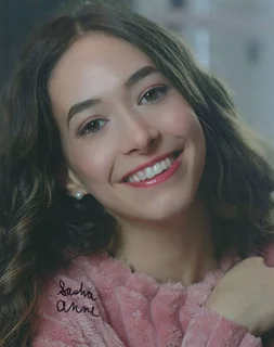 Sasha Anne autograph