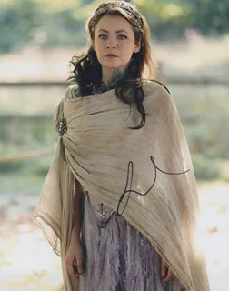 Sarah Bolger autograph