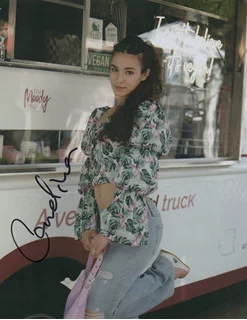 Carolina Rezende autograph