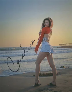 Carolina Rezende autograph