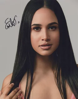 Emily Tosta autograph