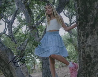 Sierrah Hudson autograph