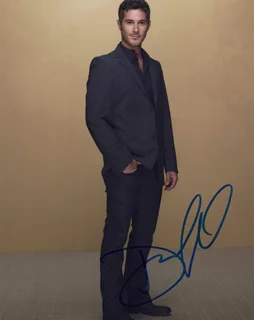 Dave Annable autograph
