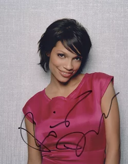 Rosario Dawson autograph
