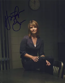 Kathryn Erbe autograph