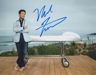 Mark Feuerstein autograph