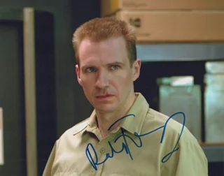 Ralph Fiennes autograph