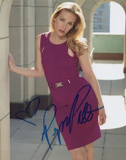 Piper Perabo autograph
