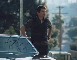 Ethan Hawke autograph
