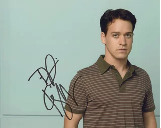 T.R. Knight autograph