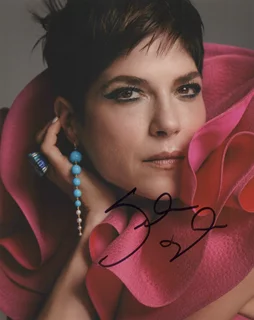 Selma Blair autograph