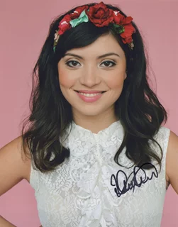 Veronica Osorio autograph