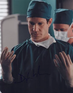 Dylan Walsh autograph