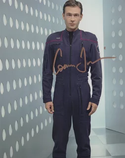 Connor Trinneer autograph