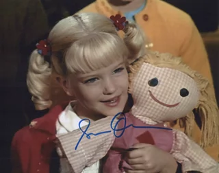 Susan Olsen autograph