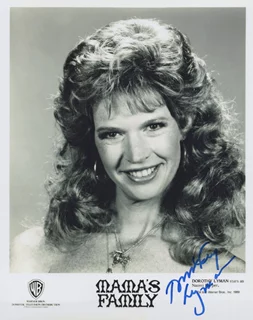 Dorothy Lyman autograph