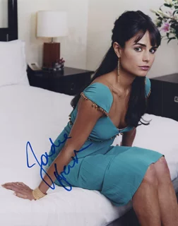 Jordana Brewster autograph