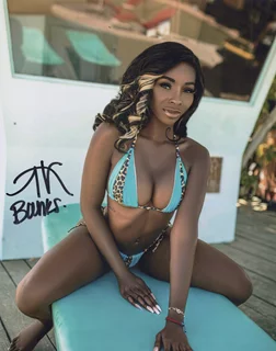 Ashton Banks autograph