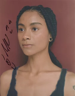Michelle Nunez autograph