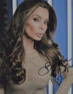 Brenda Mejia autograph