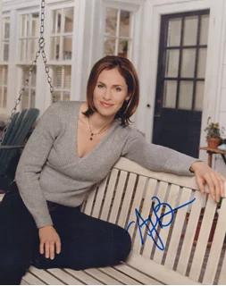Amy Brenneman autograph