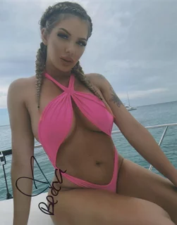 Rebecca Smith autograph