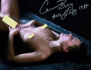 Carmen Berg autograph