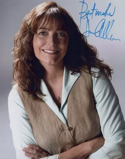 Karen Allen autograph