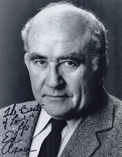 Ed Asner autograph