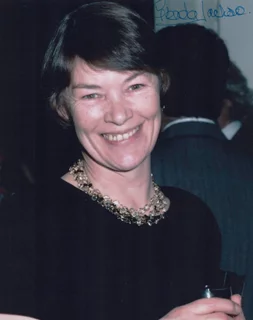 Glenda Jackson autograph
