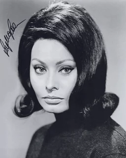 Sophia Loren autograph