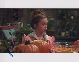 Jenna Davis autograph