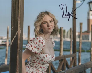 Lily Brooks O'Briant autograph
