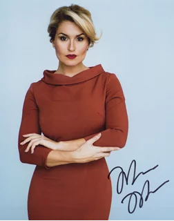 Mara Marini autograph